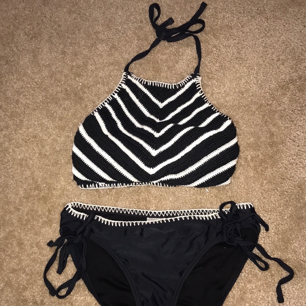 Bathing suit set